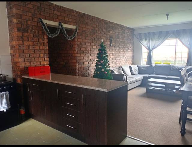 3 BEDROOM SECTIONAL TITLE FOR SALE IN NOORDRAND